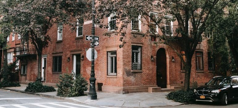 A building in Queens.