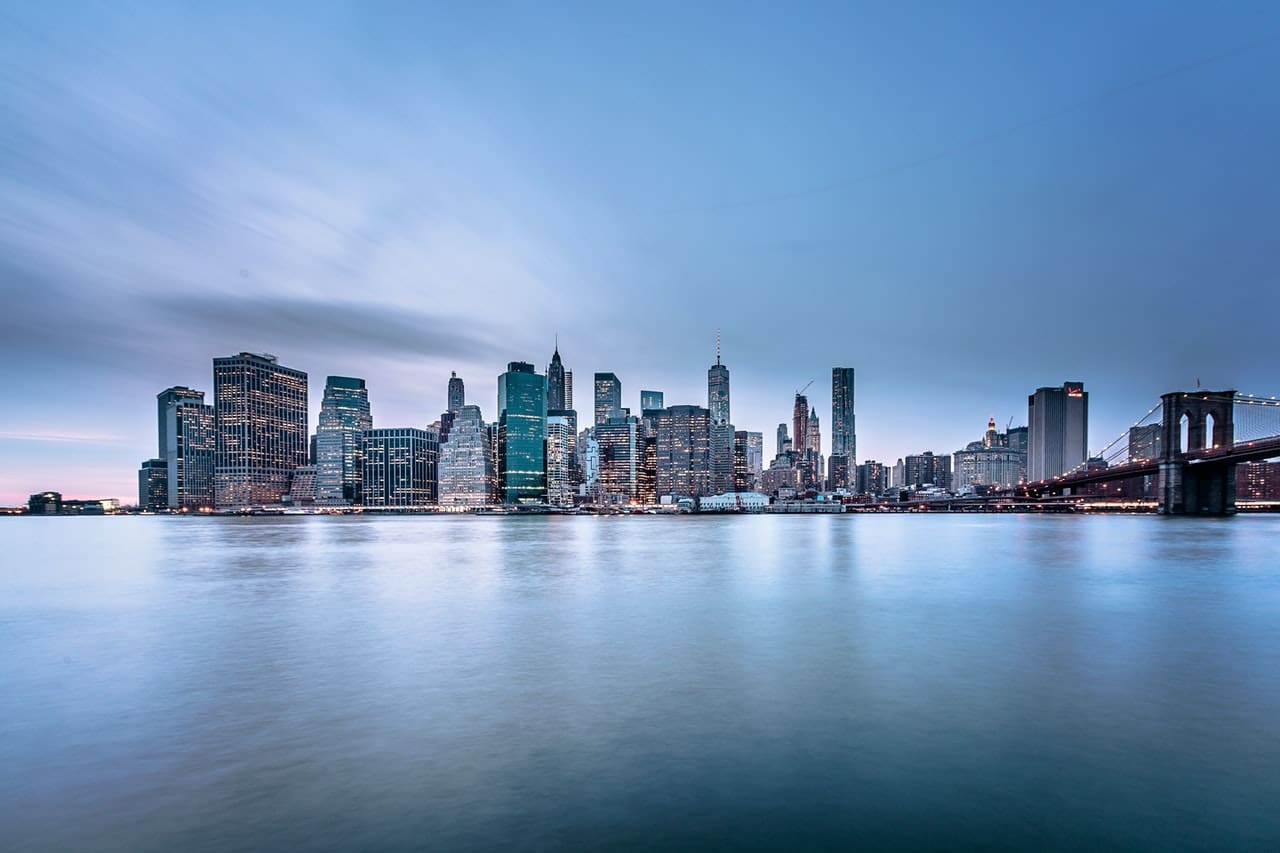 Manhattan skyline representing some of the best Manhattan restaurants